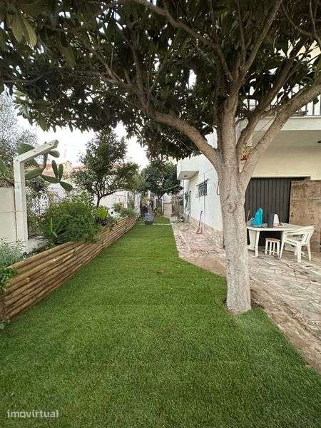 Moradia t3 para arrendar na Quinta do Conde mobilada - Grande imagem: 2/12