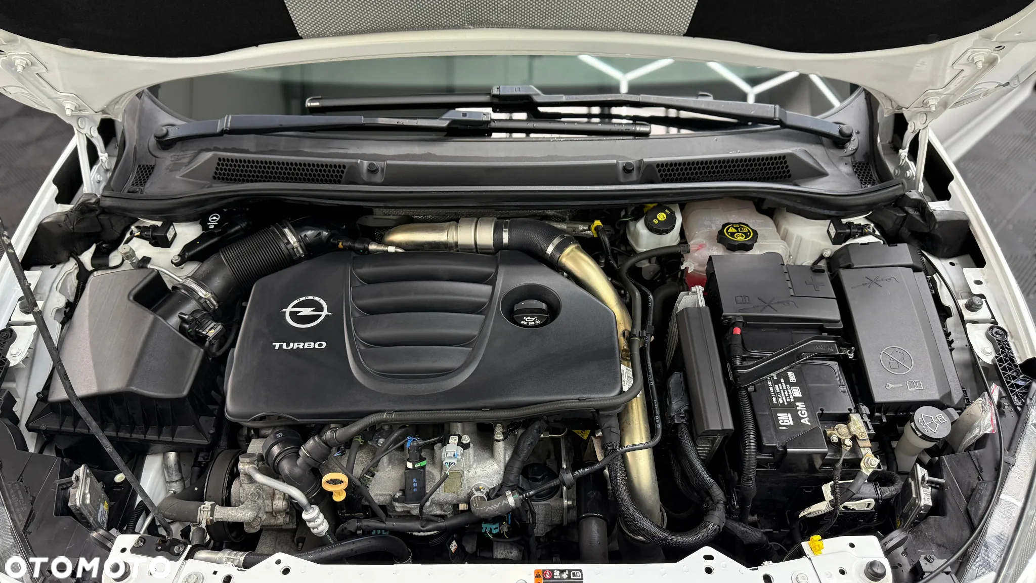 Opel Astra OPC Start/Stop - 16