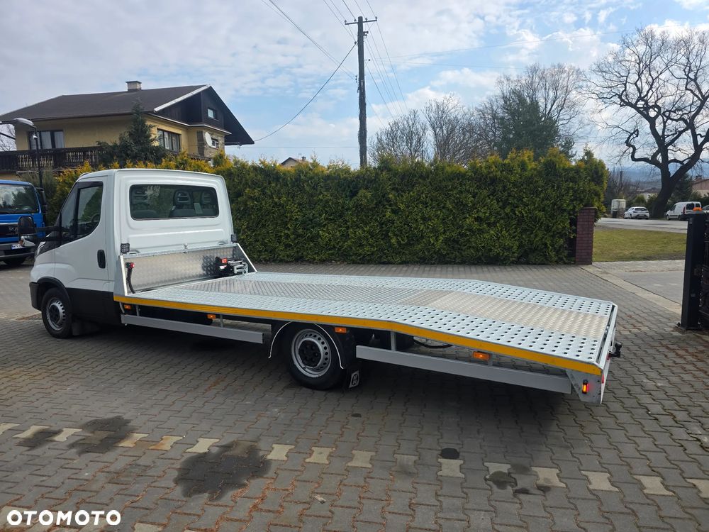 Iveco 35S16 Laweta !! Zobacz !! Ładny !! Poduszki !! HAK - 14