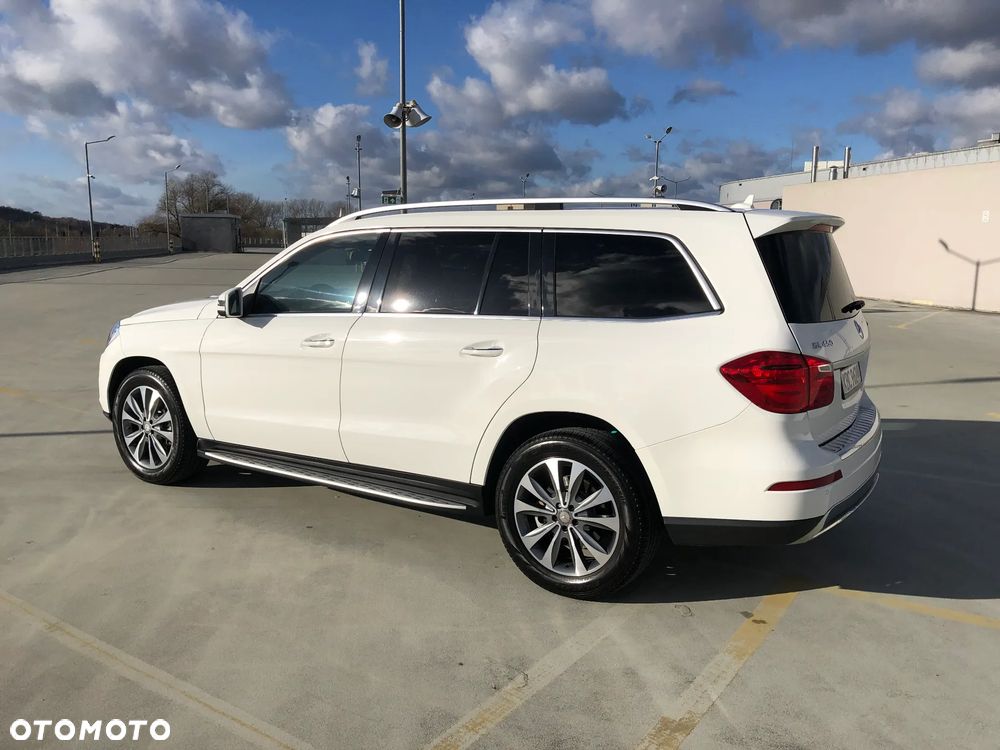 Mercedes-Benz GL 400 4Matic 7G-TRONIC - 15
