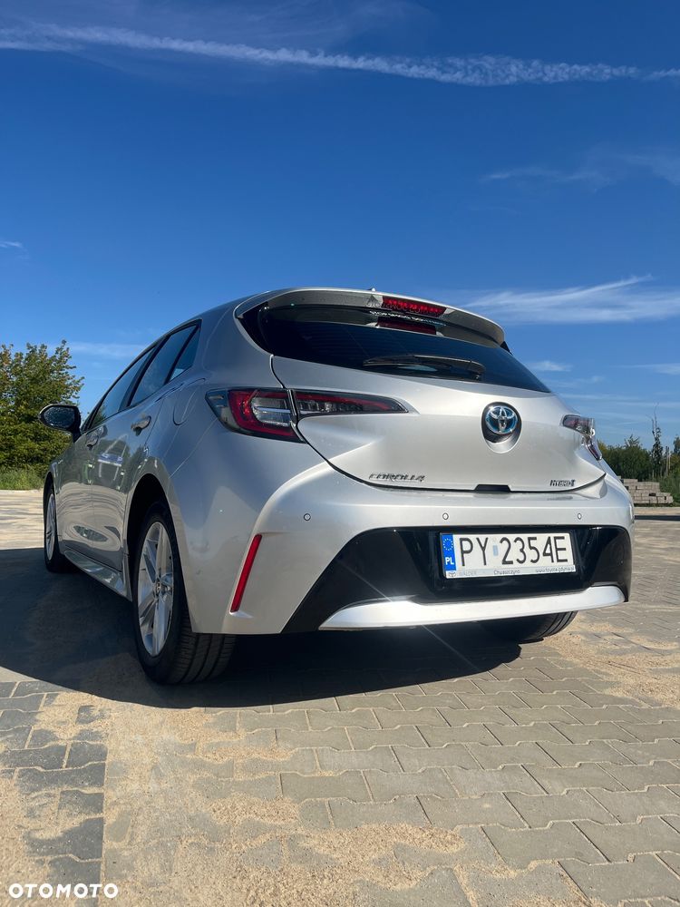 Toyota Corolla - 10