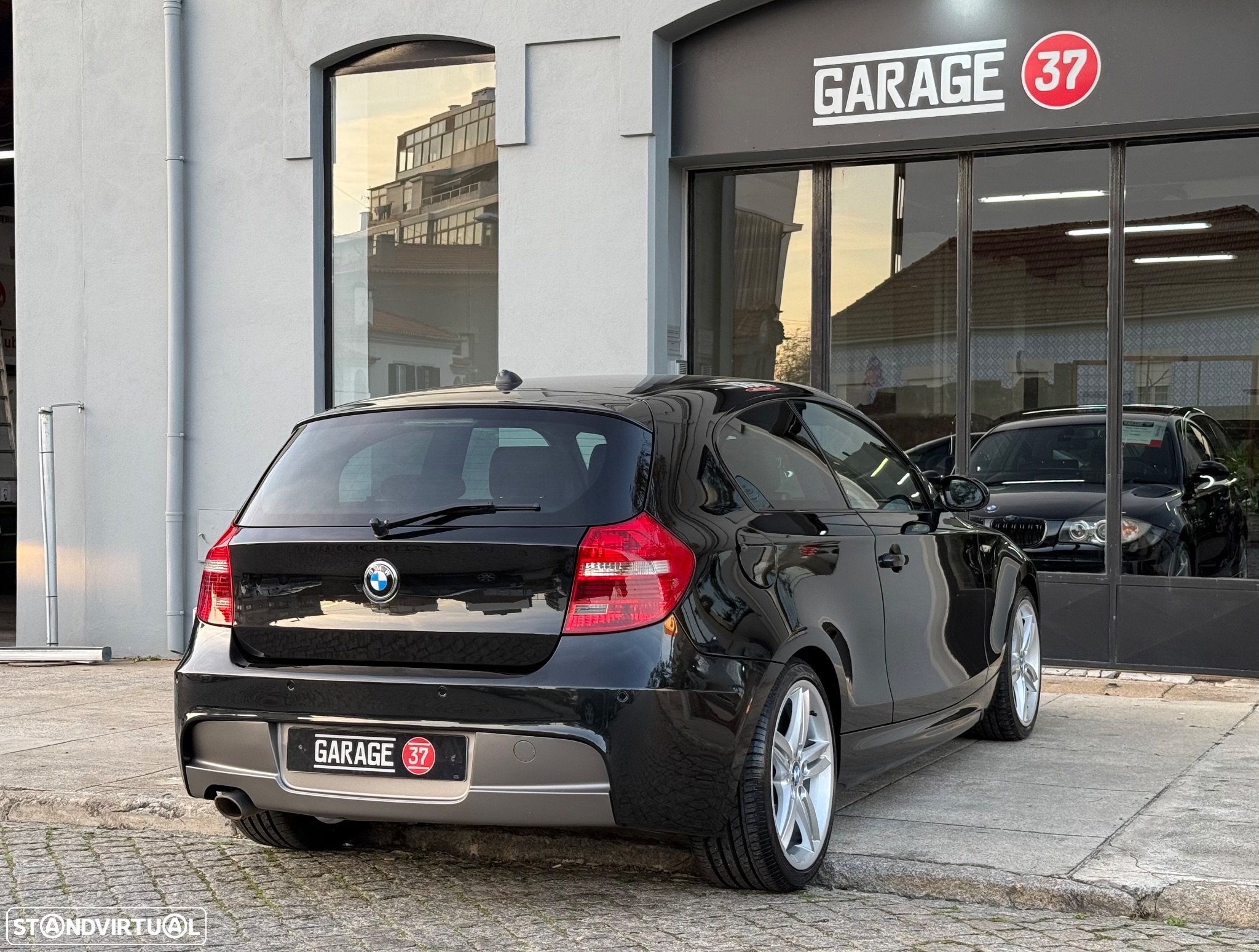 BMW 118 dA Pack M - 8