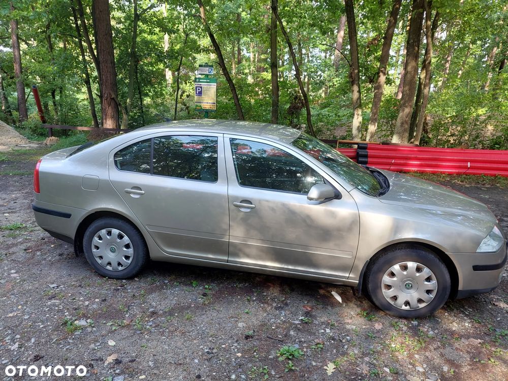 Skoda Octavia 1.6 Elegance - 3