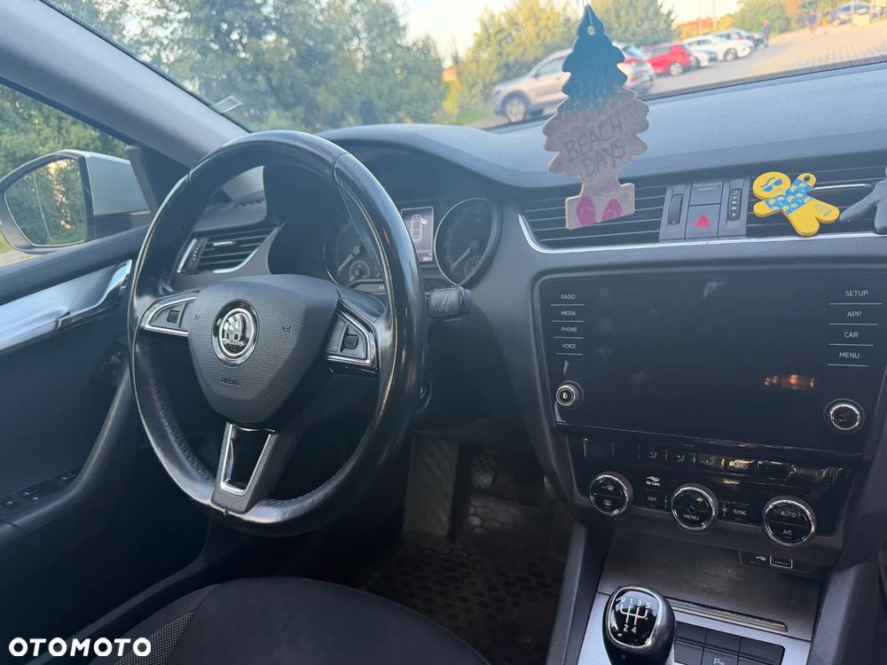 Skoda Octavia 1.6 TDI Ambition - 6