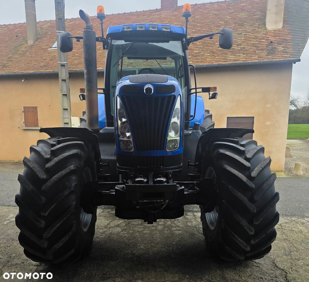 New Holland T8020 - 3