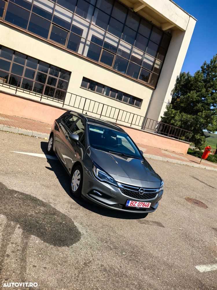 Opel Astra 1.6 CDTI ECOTEC Start/Stop Enjoy - 10