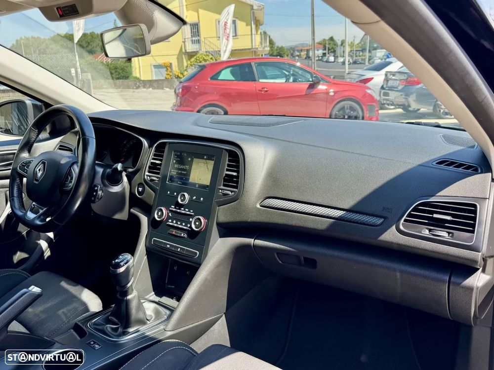 Renault Mégane Sport Tourer 1.5 Blue dCi Limited - 6