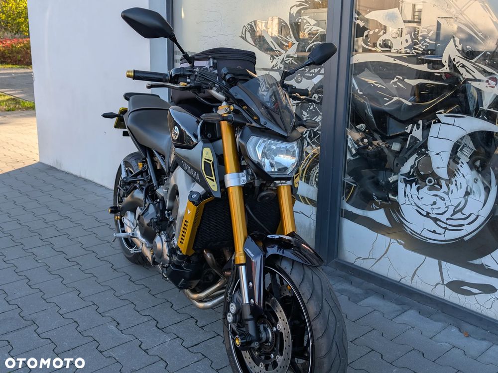 Yamaha MT - 16