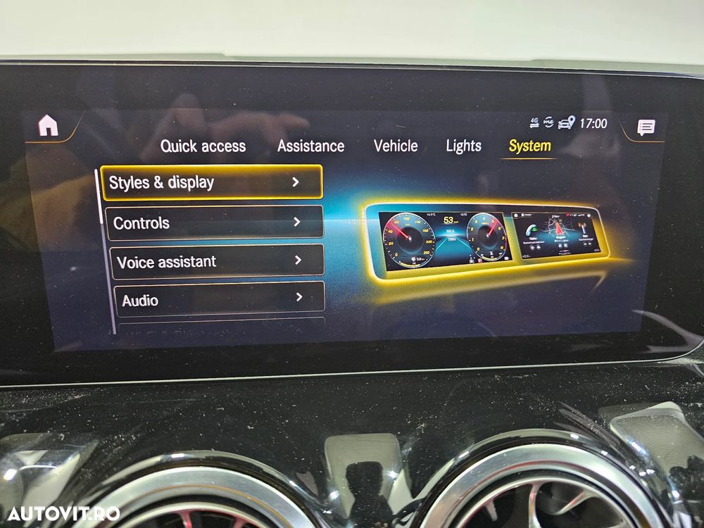 Mercedes-Benz GLA 250 4MATIC Aut. - 38