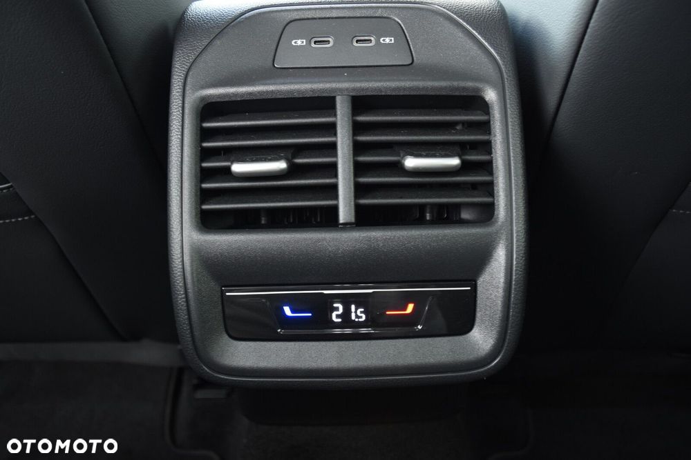 Volkswagen Passat Variant 1.5 TSI EVO Business DSG - 35