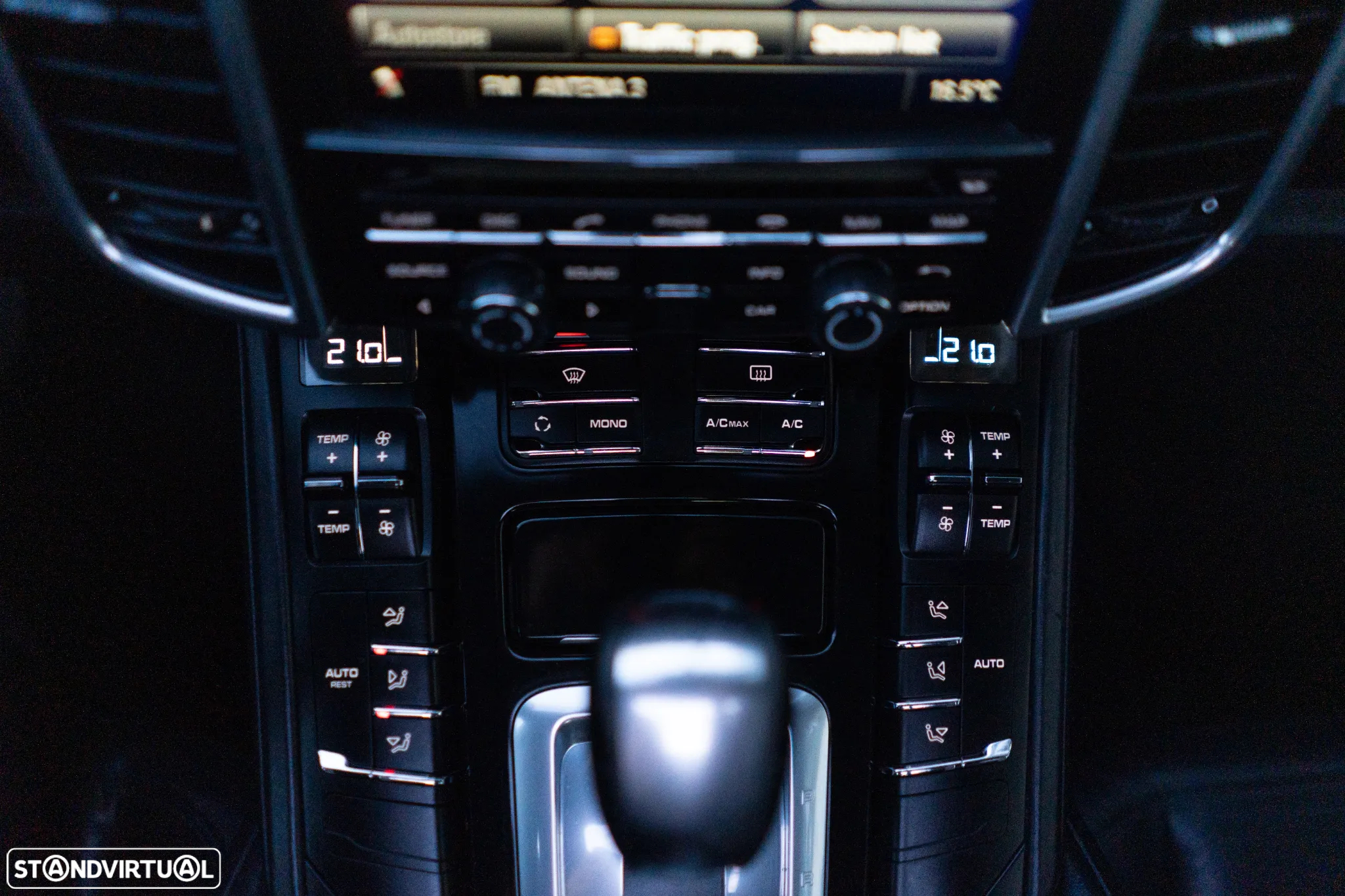 Porsche Cayenne Standard - 13