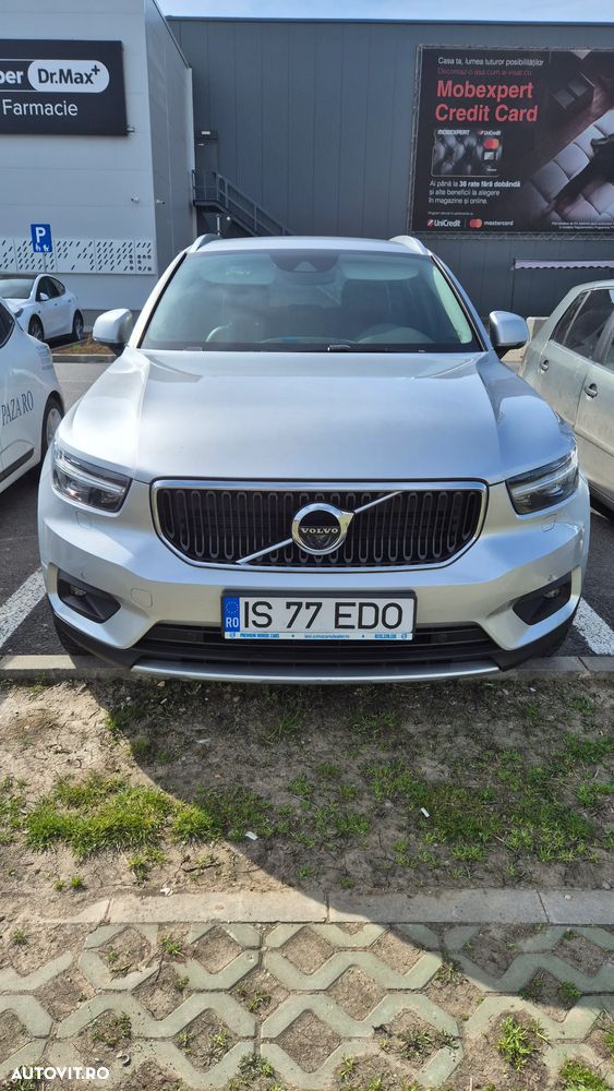Volvo XC 40 D4 AWD Momentum Pro - 1