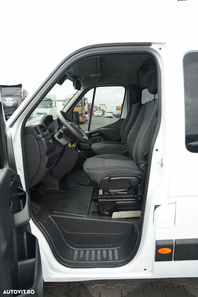 Renault MASTER / FURGON / FURGON MIXT (CREW VAN) - 6 LOCURI / ROȚI SPATE DUBLE / IMPORT / - 21