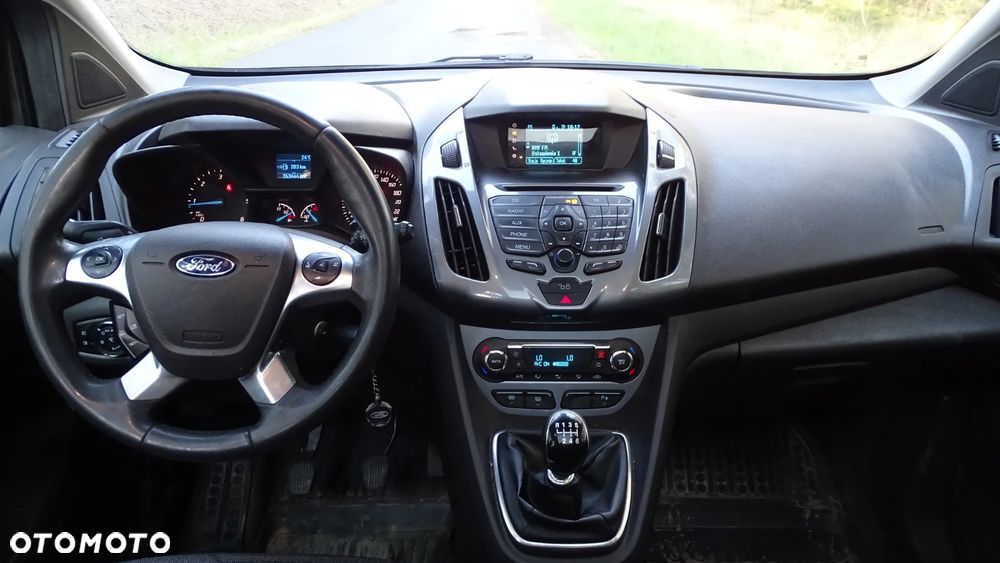 Ford Tourneo Connect Grand - 11