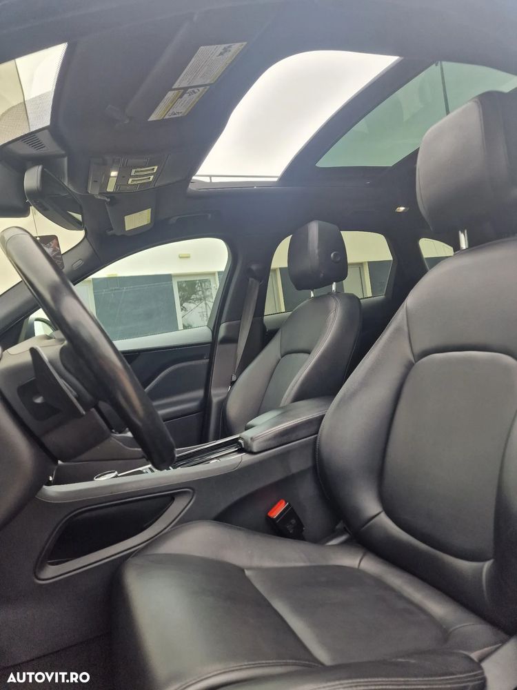 Jaguar F-Pace - 15