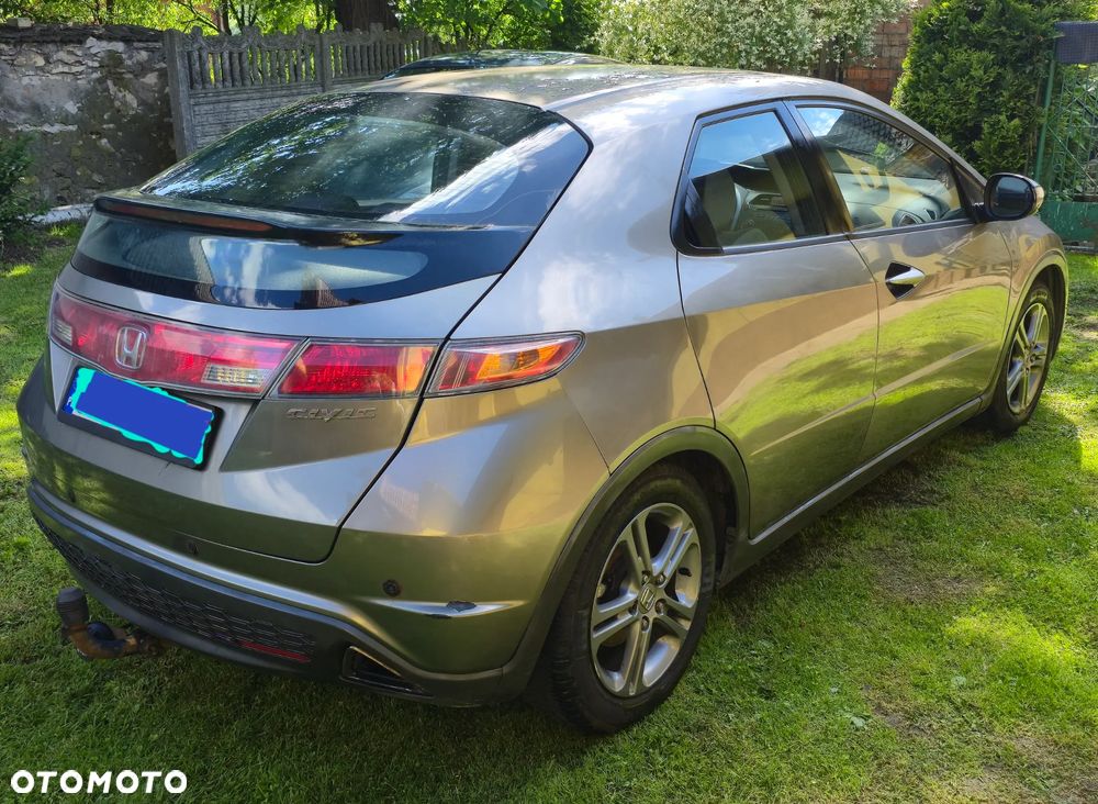 Honda Civic 1.8 Comfort - 3