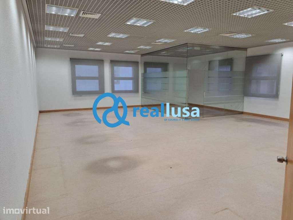 Loja comercial Póvoa de Varzim Retoma de banco - Grande imagem: 3/10