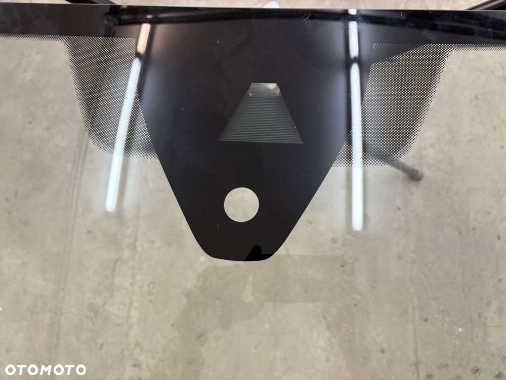 Szyba przednia VW GOLF 2020- VIII - 2