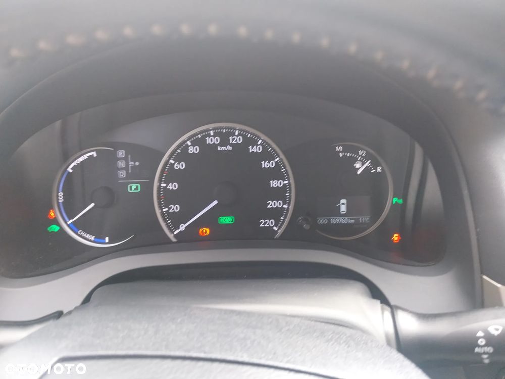 Lexus CT 200h Business Edition - 17