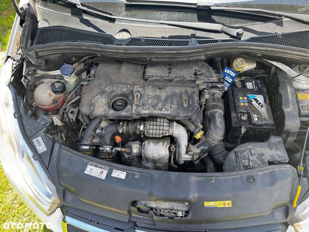 Peugeot 208 1.6 e-HDi Allure STT - 10