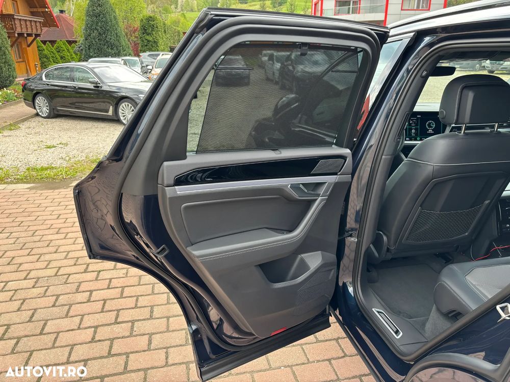 Volkswagen Touareg 3.0 V6 TDI 4Motion DPF Automatik R-Line - 24
