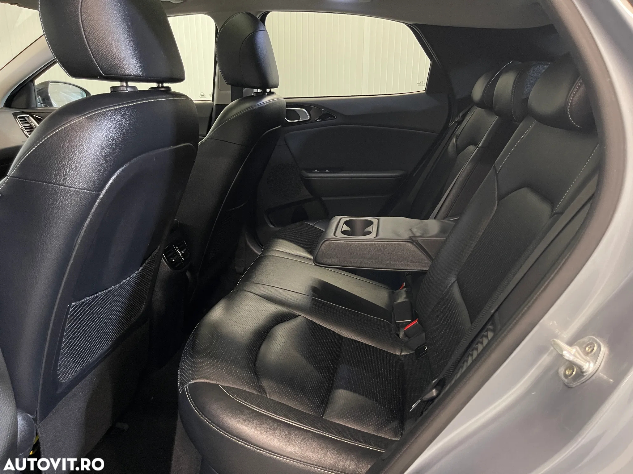 Kia XCeed 1.6 GDI DCT6 OPF Plug-in-Hybrid Platinum Edition - 12