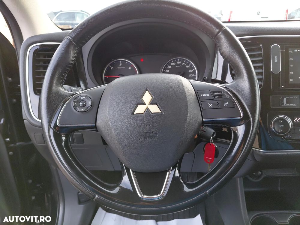 Mitsubishi Outlander 2.2 Litre DI-D AWD Instyle - 20