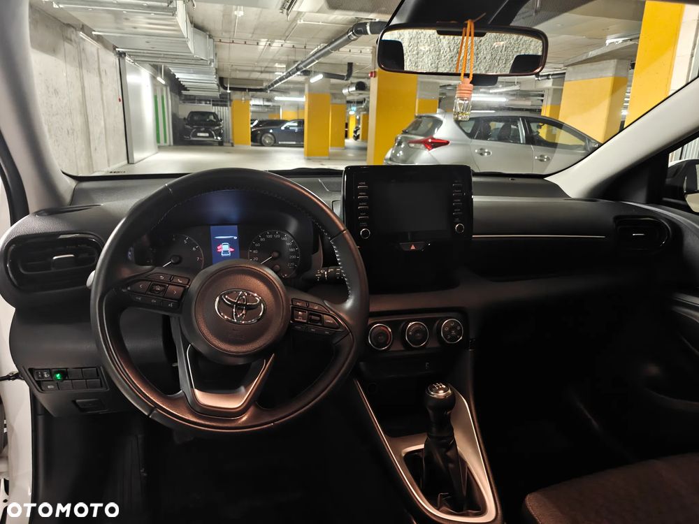 Toyota Yaris 1.0 Comfort - 12