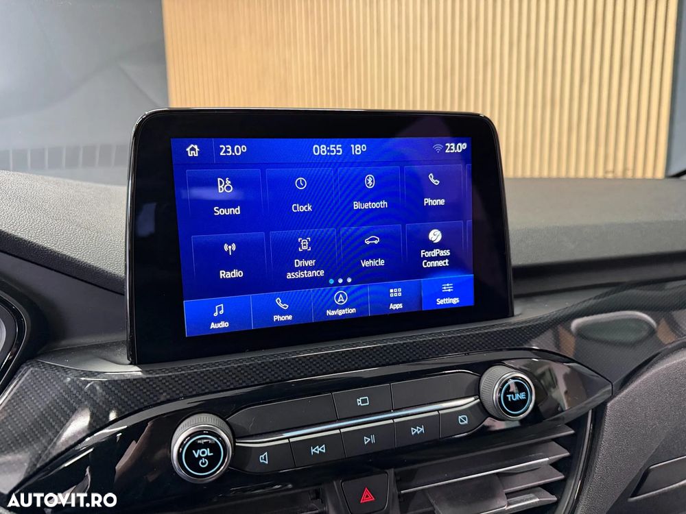 Ford Kuga 2.5 Duratec PHEV ST-LINE X - 9