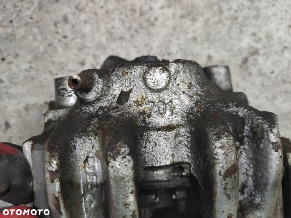 CC ZACISK HAMULCOWY LEWY PRZÓD BMW 3 E36 ATE 54/12 - 4