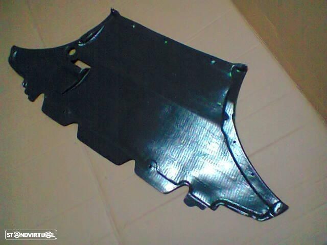 forra do motor audi a4 b8 (novo) - 1