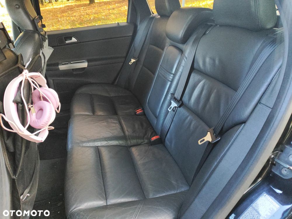 Volvo V50 - 11