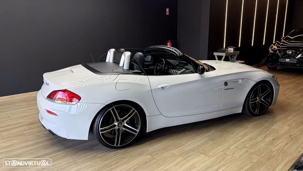 BMW Z4 35 is Auto - 17