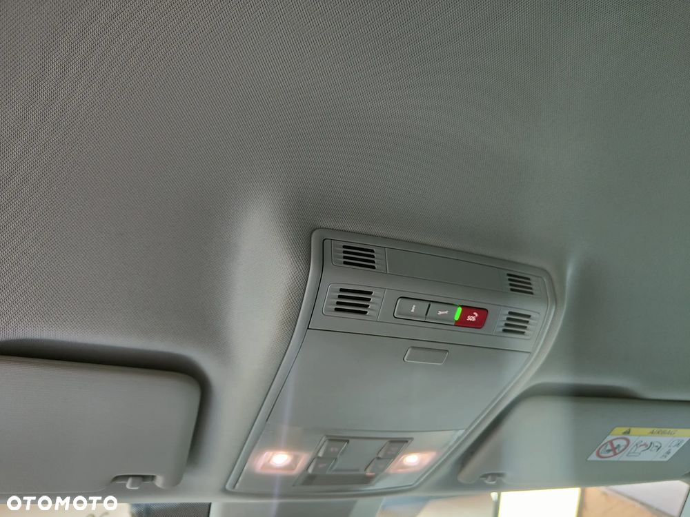 Skoda Superb 2.0 TDI Active DSG7 - 32