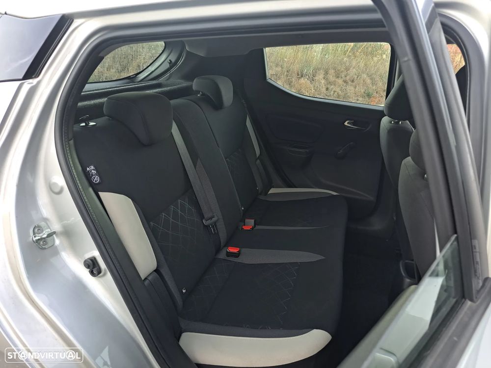 Nissan Micra 0.9 IG-T Acenta+IEO S/S - 28