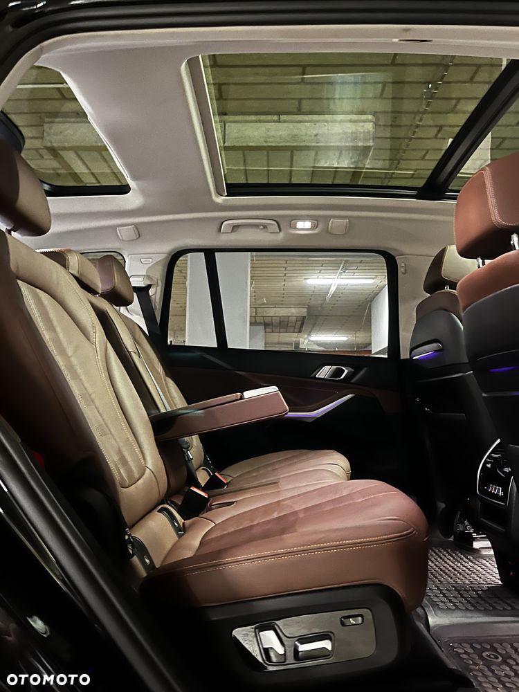 BMW X7 - 34