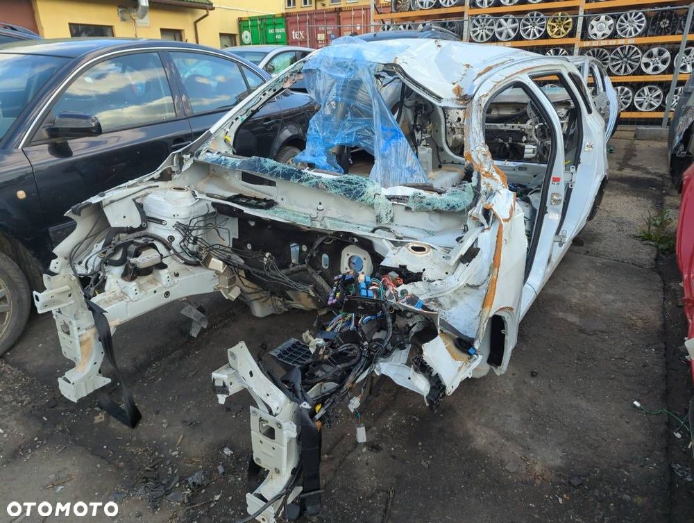 KAROSERIA ĆWIARTKA BŁOTNIK TYŁ LEWY PRAWY PRÓG DACH PODŁUŻNICA LEWY PRAWY  SUZUKI SX4 S-CROSS - 1