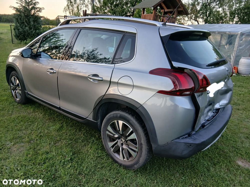 Peugeot 2008 - 5