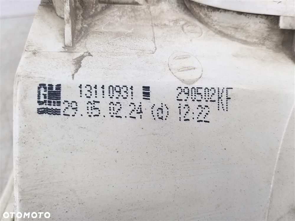 Lampa prawa tylna tył Opel Astra II G HATCHBACK 1998-2009 13110931 ORYGINAŁ - 3