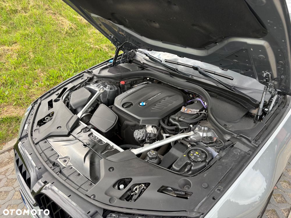 BMW Seria 5 520d xDrive - 40