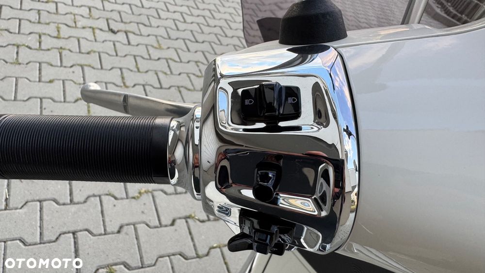 Vespa GTS - 10