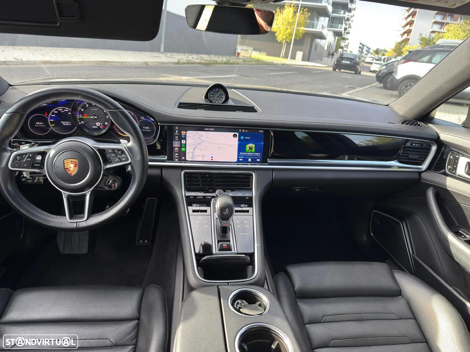 Porsche Panamera Sport Turismo 4 E-Hybrid - 28