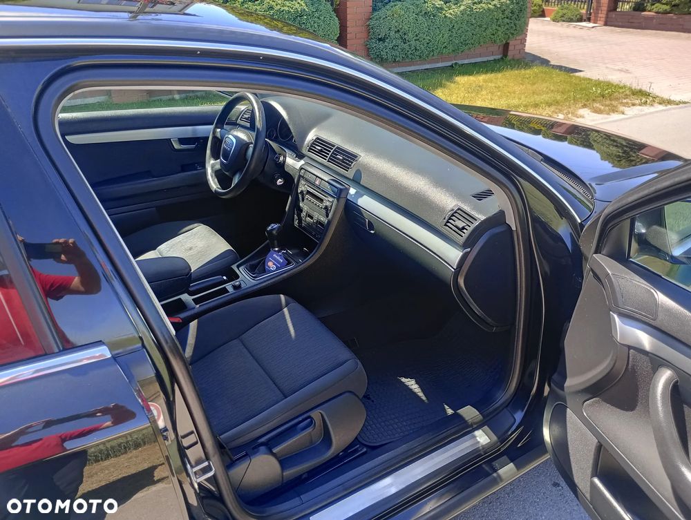 Audi A4 Limousine 2 - 8