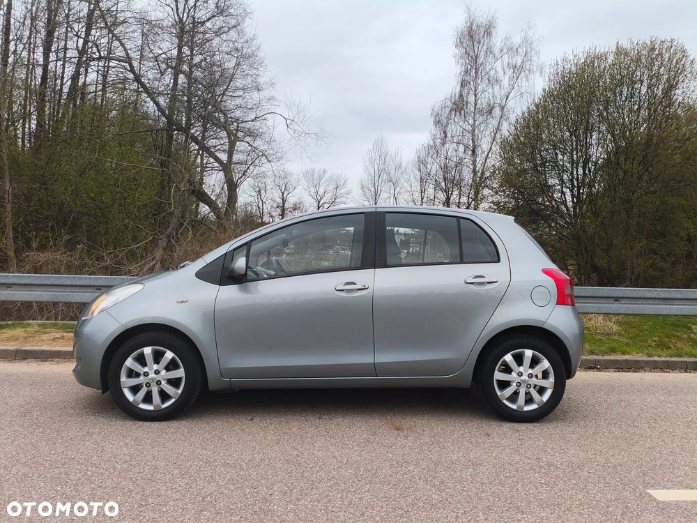 Toyota Yaris 1.3 VVT-i Team - 3