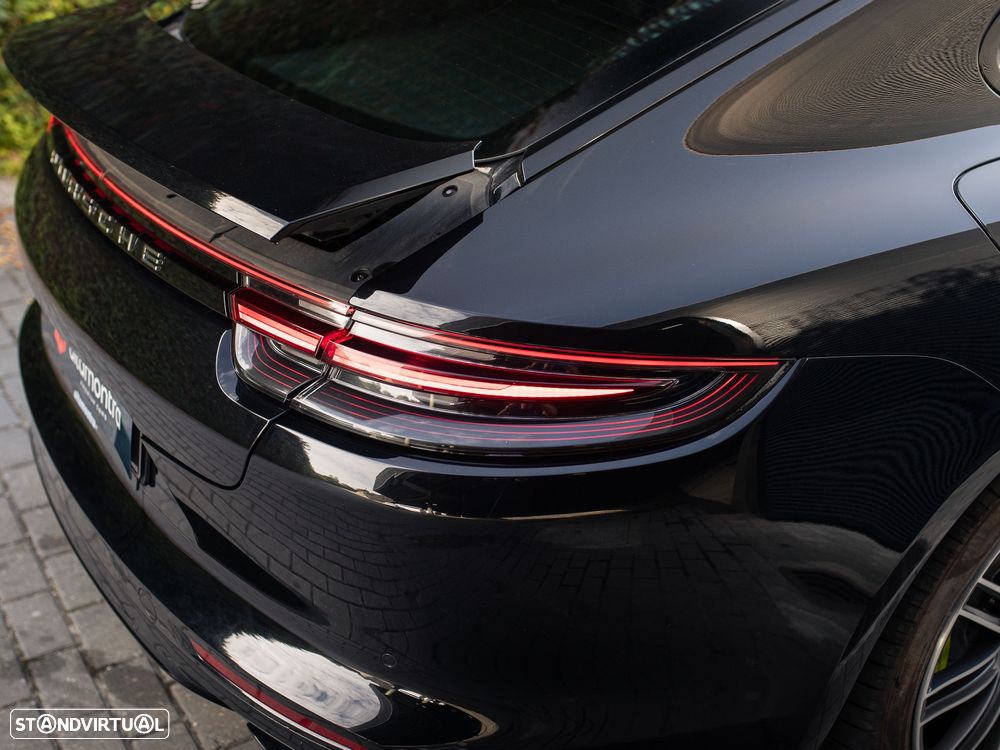 Porsche Panamera 4 E-Hybrid - 15