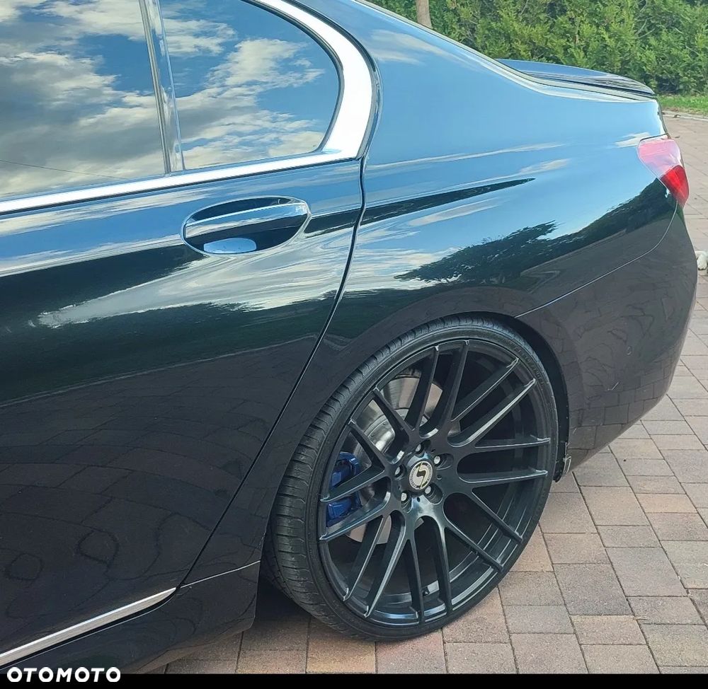 BMW Seria 7 740d xDrive - 22