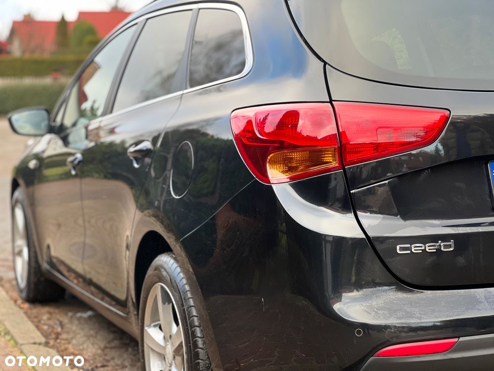 Kia Ceed 1.4 CVVT Dream Team Edition - 9