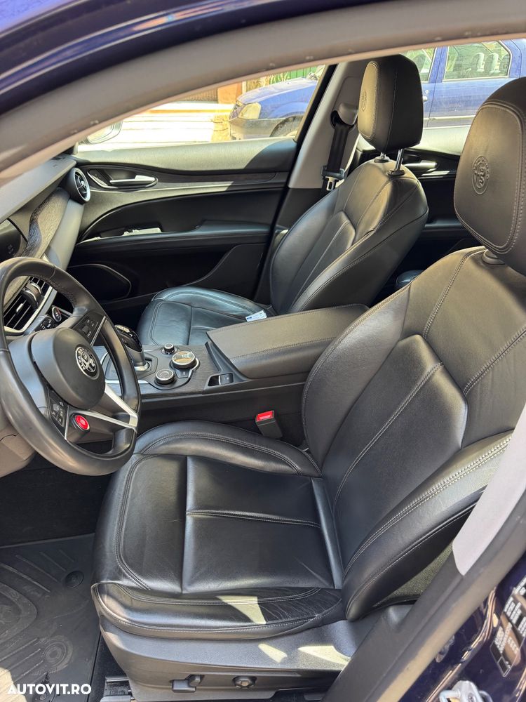 Alfa Romeo Stelvio 2.0 Turbo 16V AT8-Q4 Super - 10