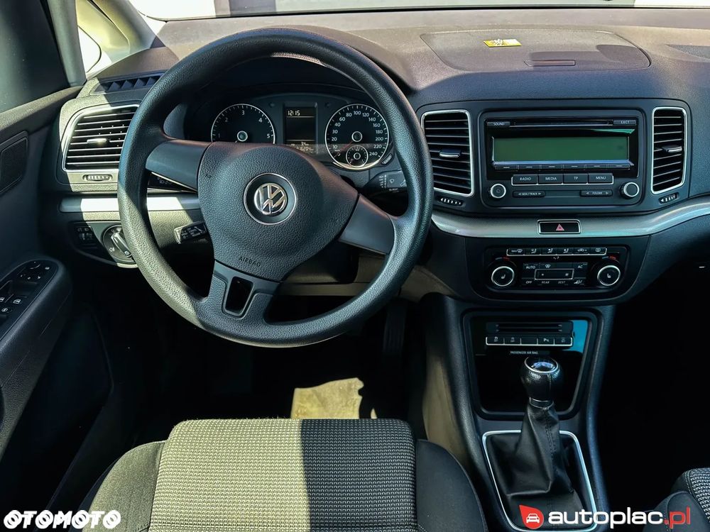 Volkswagen Sharan - 30