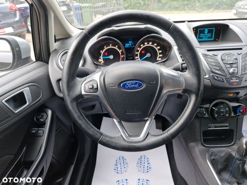 Ford Fiesta 1.0 EcoBoost STart-Stop Trend - 32